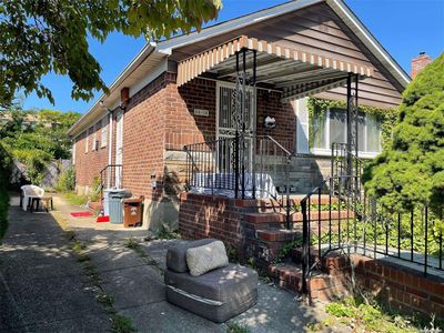 64-14 Utopia Parkway, Flushing, NY, 11365