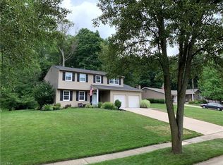 1219 Goldfinch Trl, Stow, OH 44224