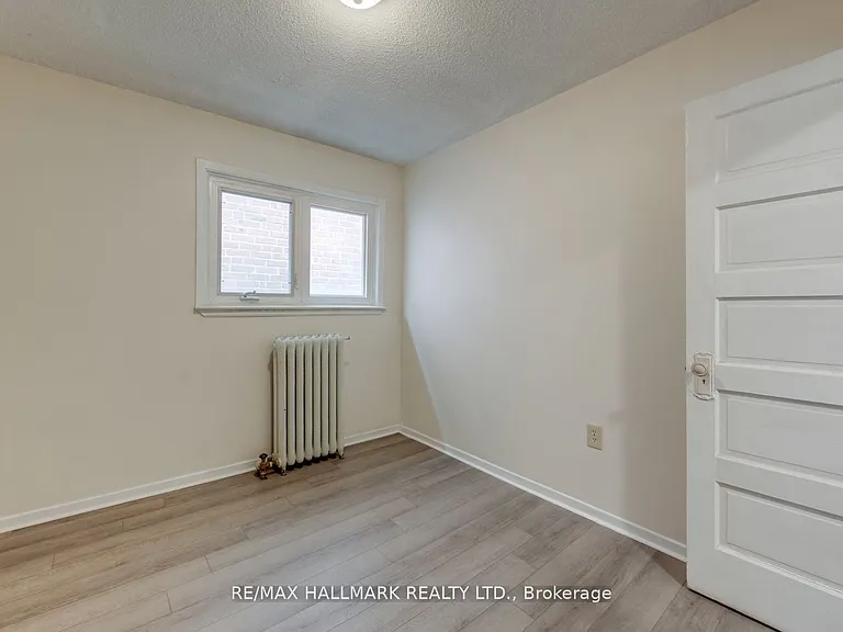 576 Ossington Ave S #2 — Photo 10