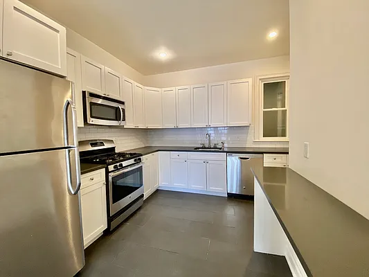 Rented by Corcoran | media 20