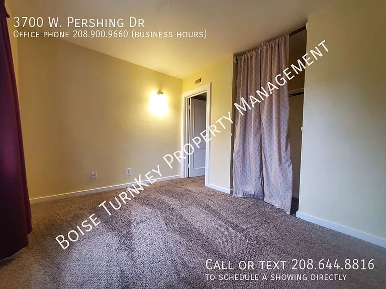 3700 W Pershing Dr — Photo 13