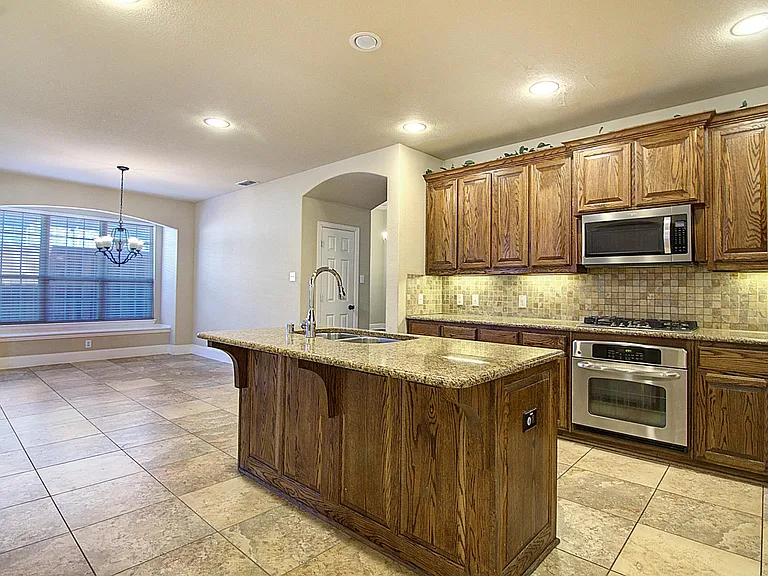 12349 Bethel Dr — Photo 12