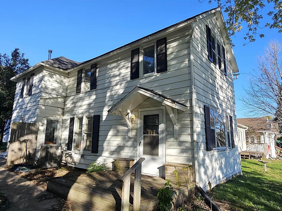 1st image of 2313 S Royce St