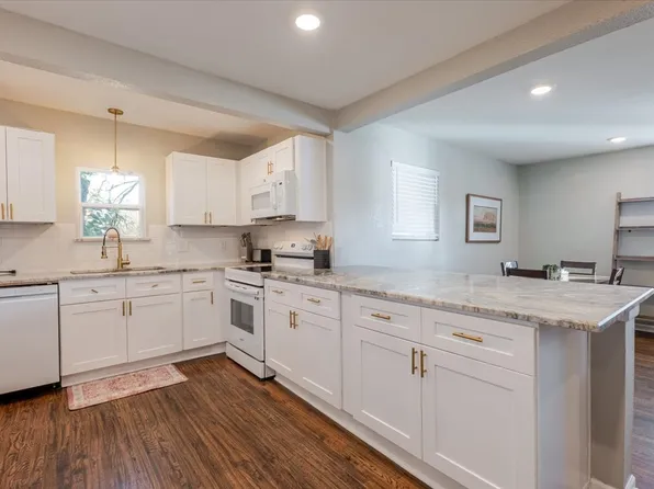 713 SE 16th St, Mineral Wells, TX 76067