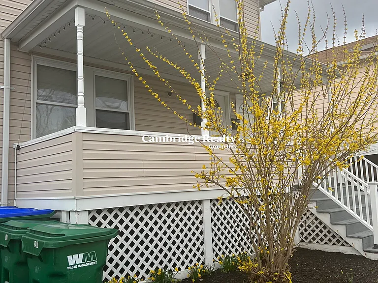 20 Henley St — Photo 27