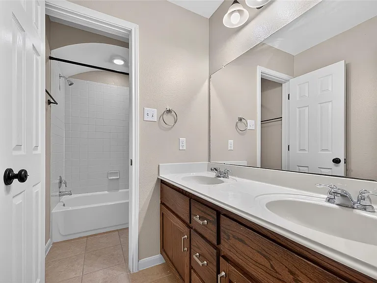 15812 Pearson Brothers Dr — Photo 21