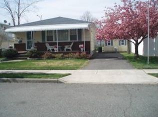 54 Isernia Ave, Staten Island, NY 10306
