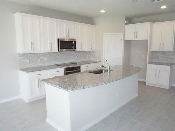 2nd image of 2161 Mead Ave