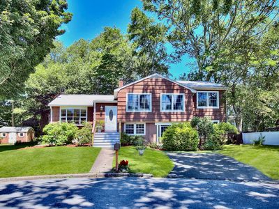 217 Greenbriar Rd, Fairfield, CT, 06824