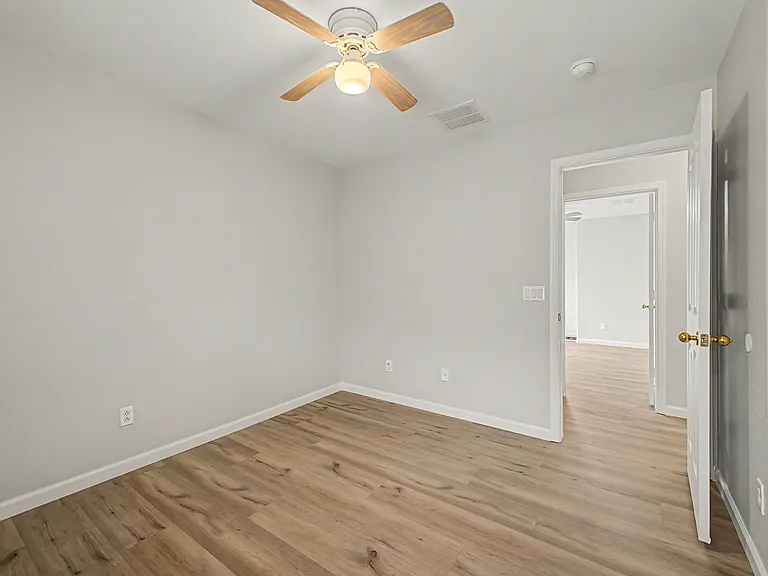 2435 E Olivine Rd — Photo 20