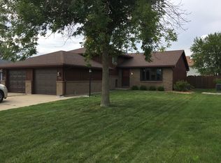 580 Elizabeth Dr, Coal City, IL 60416