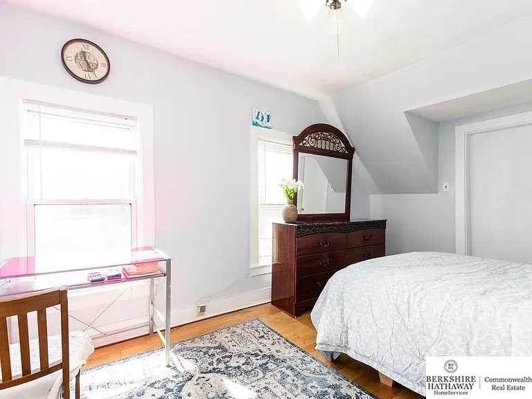 469 Salem St — Photo 10