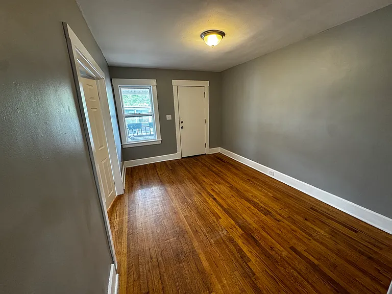 371 Hamilton St #3 — Photo 3