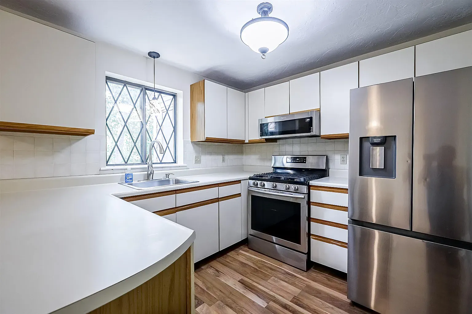2 bed, 1500 sqft, $3,450 — Photo 4