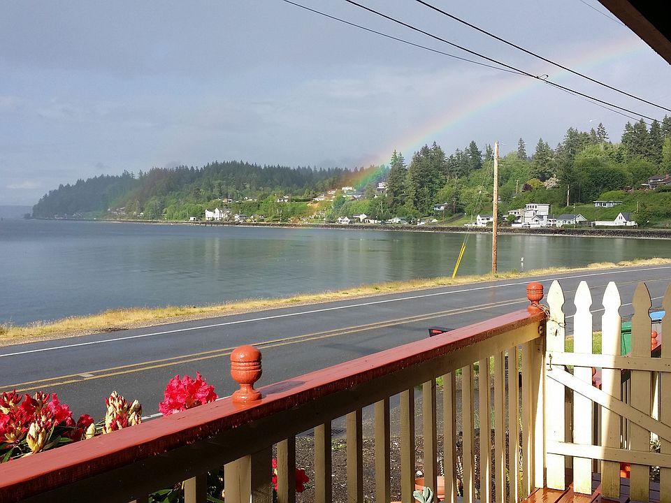 1st image of 1223 Beach Dr E