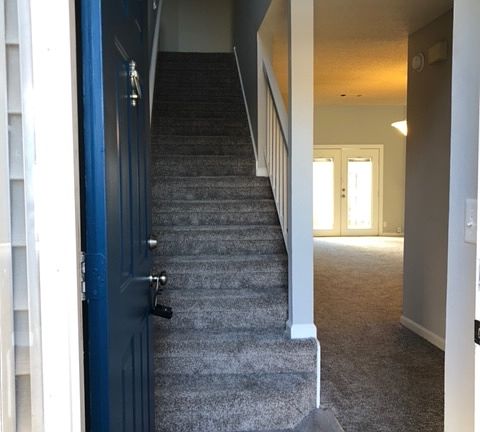 2nd image of 340 Yorkshire Cir