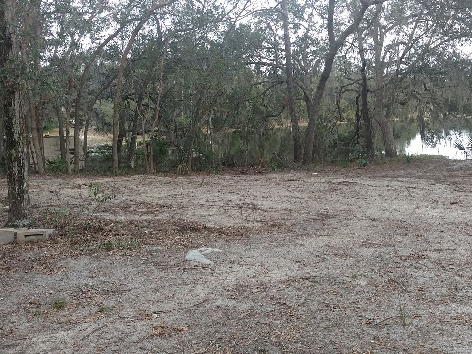 1st image of 107 West Dr