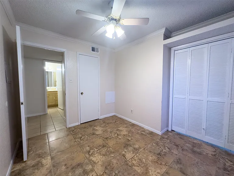 2121 Hepburn St #1110 — Photo 13
