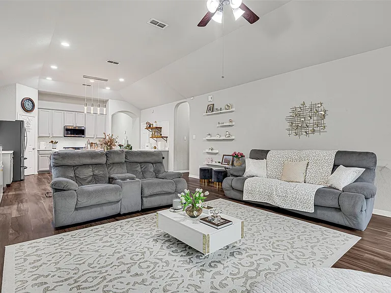 5522 Little Creek Ct — Photo 12