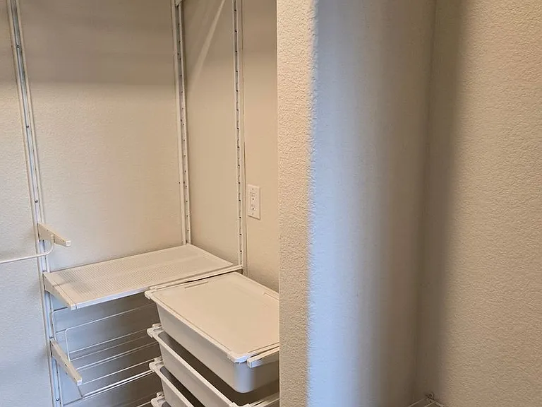 4400 S Jones Blvd #2103 — Photo 39