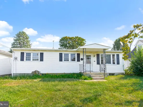 305 Hollow Rd, New Providence, PA 17560