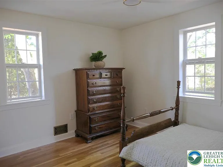 1601 Lieb Rd — Photo 22