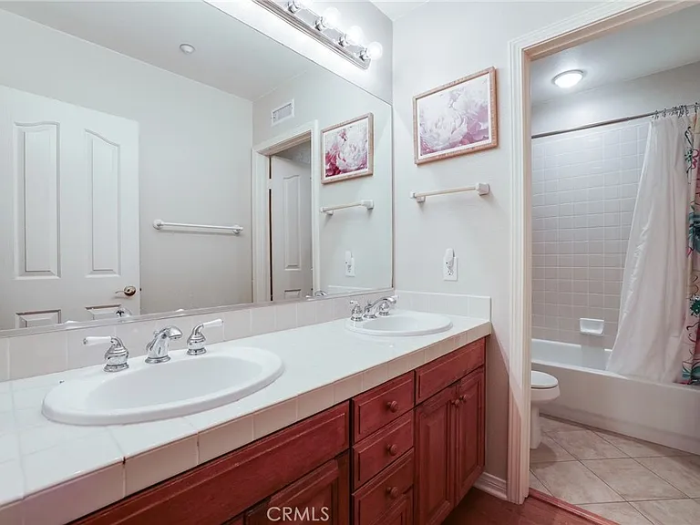6251 Pacific Pointe Dr #17 — Photo 14