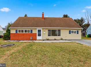 1512 Continental Rd, York, PA 17404