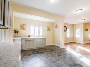 71 Yale St, Springfield, MA 01109