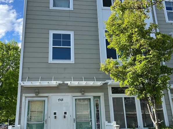7518 Aquatic Dr Unit A, Arverne, NY 11692