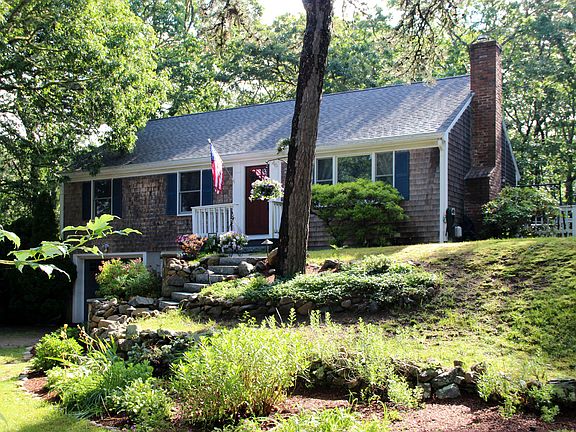 2nd image of 46 Shady Acre Drive