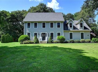 140 Oak Grove St, Manchester, CT 06040