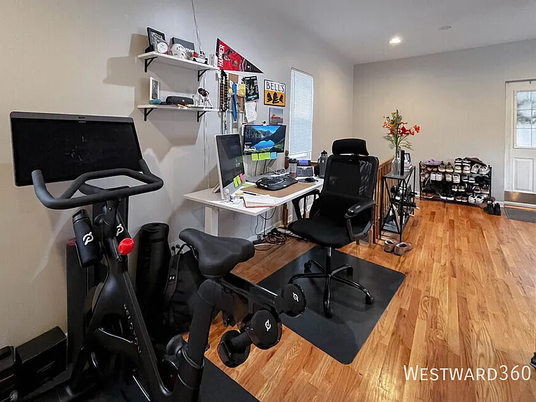 2618 N Wayne Ave #1R — Photo 6