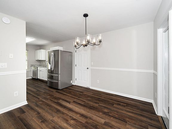 5th image of 314 Cabana Dr