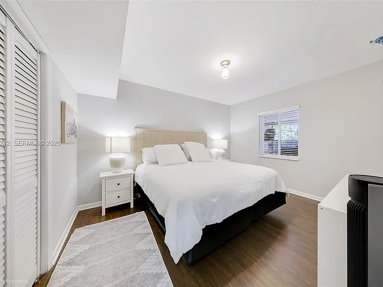 526 Satinwood Dr — Photo 16