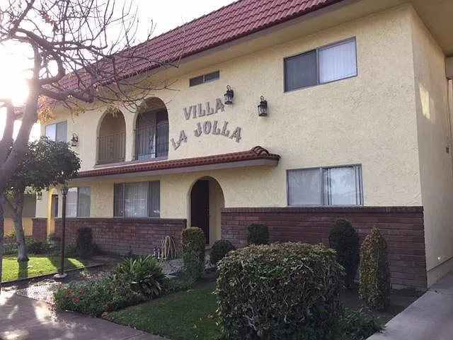 11619 Downey Ave #209