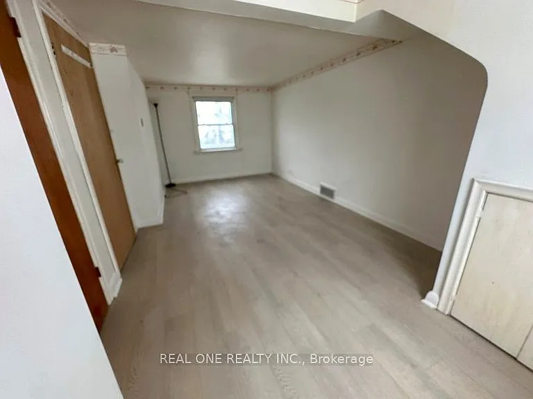 22 Pleasant View Dr — Photo 6