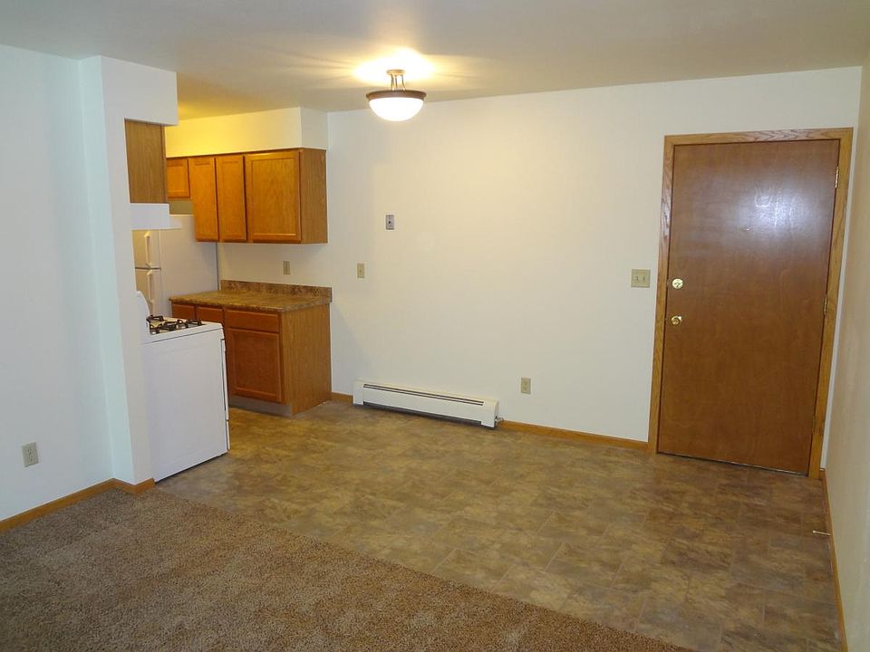 2nd image of 1510 Witzel Ave