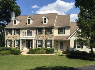 102 Country Center Ln, Hockessin, DE 19707