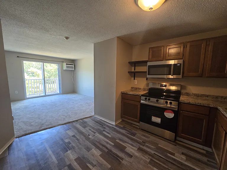 311 Lita Ln #311 — Photo 3