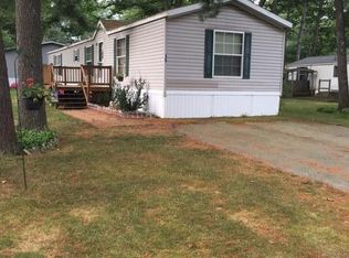 15 Candy Ln, Brunswick, ME 04011