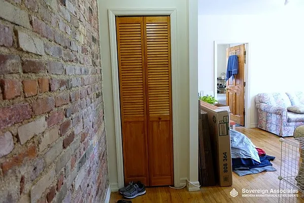 Rented by Sovereign Associates | media 27