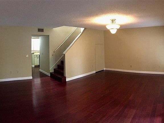 2nd image of 1146 Washington Ave