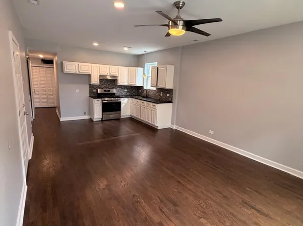 2906 W Flournoy St, Chicago, IL