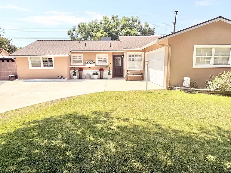 1418 Isabelita Ct — Photo 2