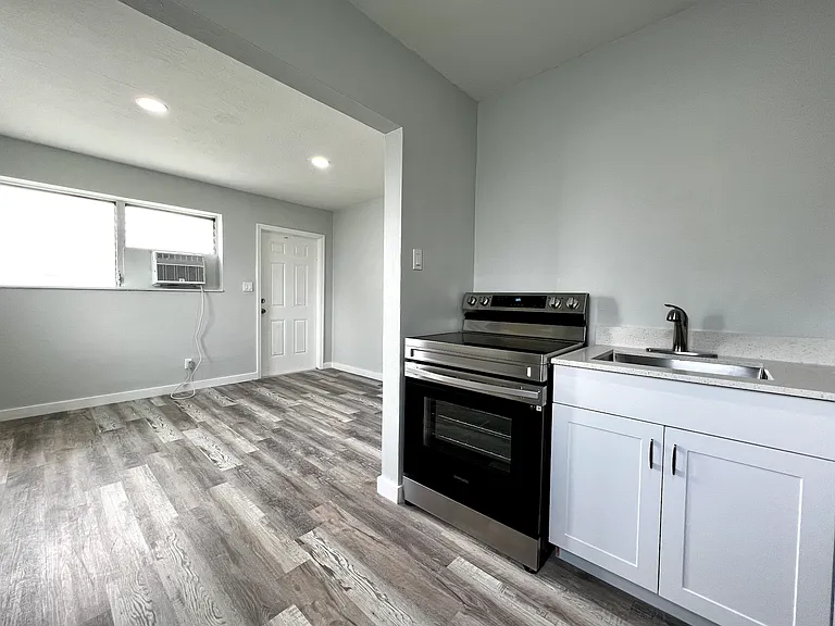 801 NW 7th Ave #1 — Photo 11