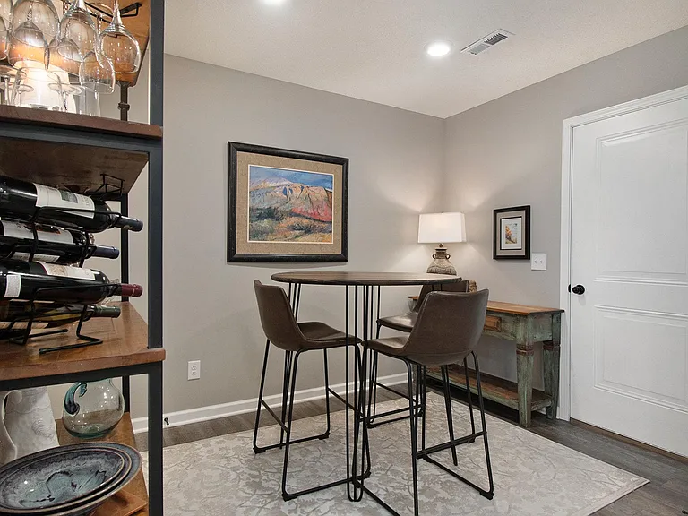 2095 Brandon Ln — Photo 11