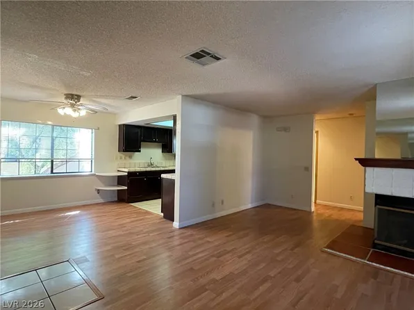 4111 Sanderling Cir Unit 354, Las Vegas, NV 89103