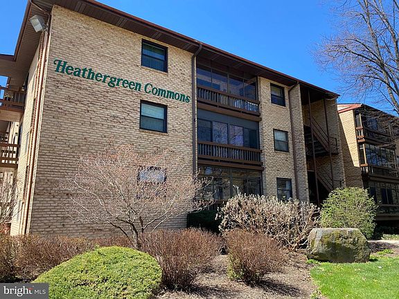 2nd image of 3213 Heather Ct
