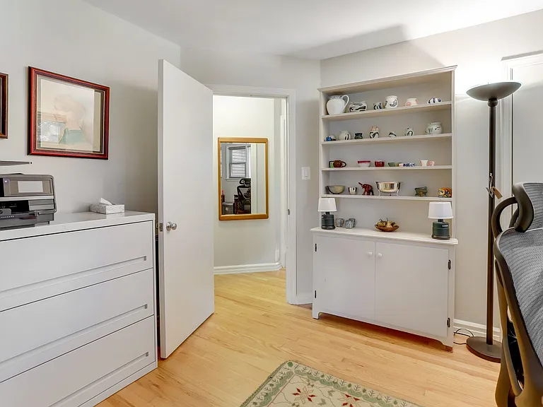 2700 N Dinwiddie St — Photo 31